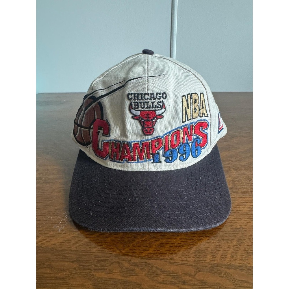Vintage Chicago Bulls‎ Hat Cap Snap Back Mens One Size Beige NBA Basketball 1996